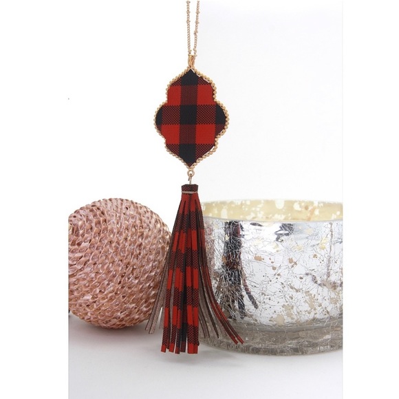 NWT!Sale 🔥Buffalo Plaid Faux Leather With Tassels Necklace High Quality - Picture 7 of 8